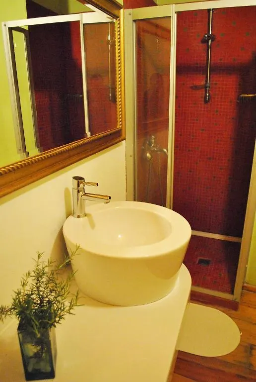 Konukevi Florina Otel Ayvalı