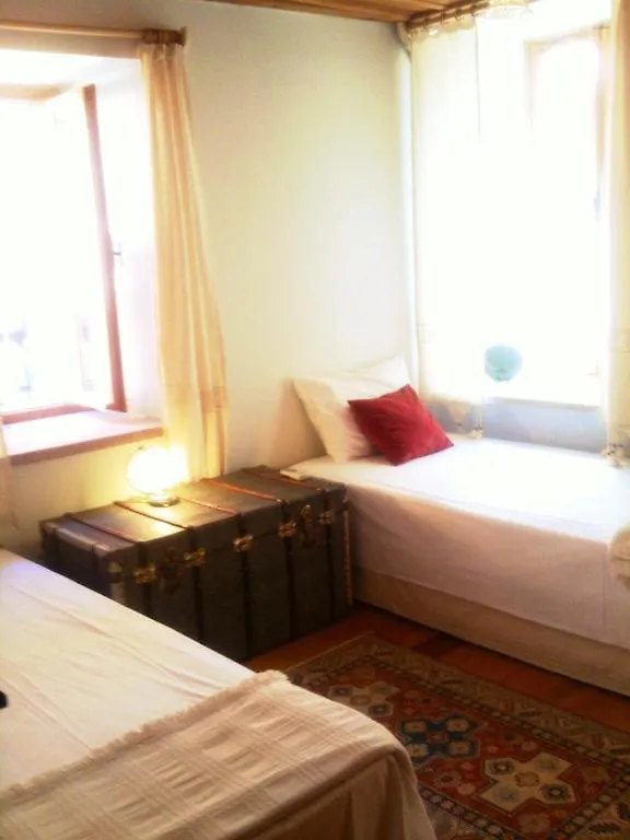 Florina Otel Ayvalı Konukevi