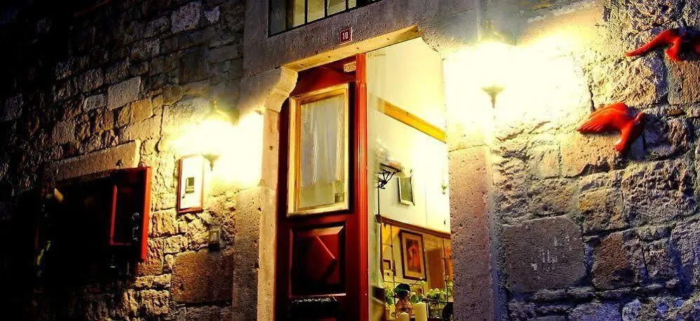 Konukevi Florina Otel Ayvalı