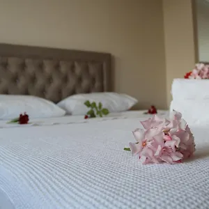  Otel Cunda Efsane